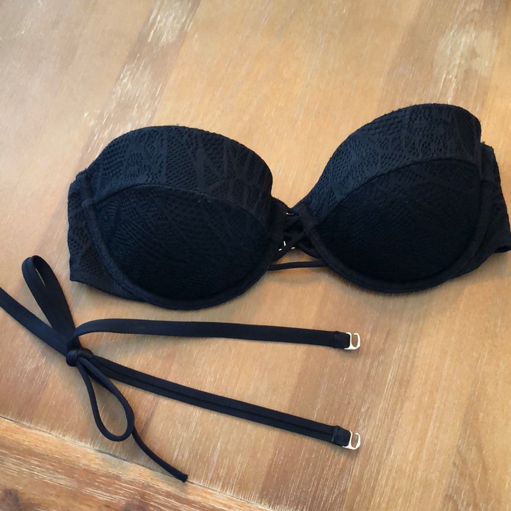Bikini top